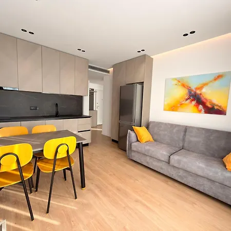 Luxury Seafront - Vacation Vibes Apartment